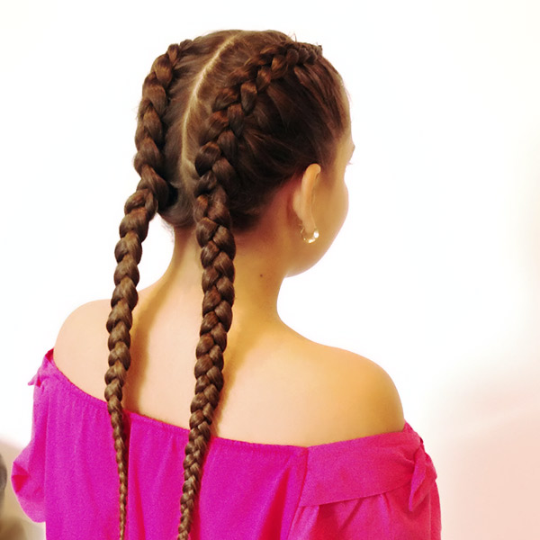 Vibráló parkettafonás hajfonás Budapest, hollandfonat kanekalon póthaj fonáshoz, kreatív AFROline